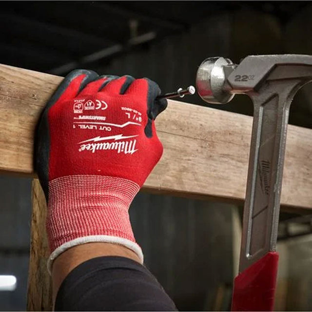 Guanti Milwaukee CUT A da lavoro in nitrile